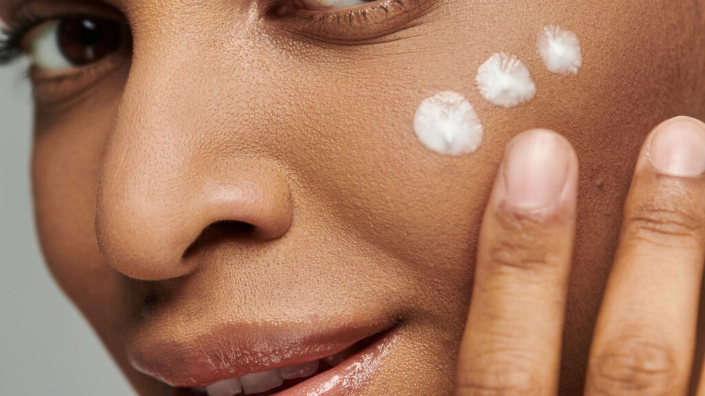 Como eliminar cravos no nariz e evitar que eles voltem rápido