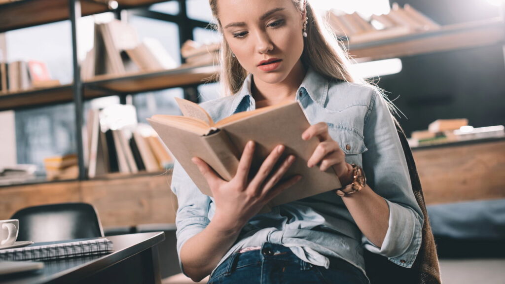 Aprender inglês ficou mais simples com esses livros