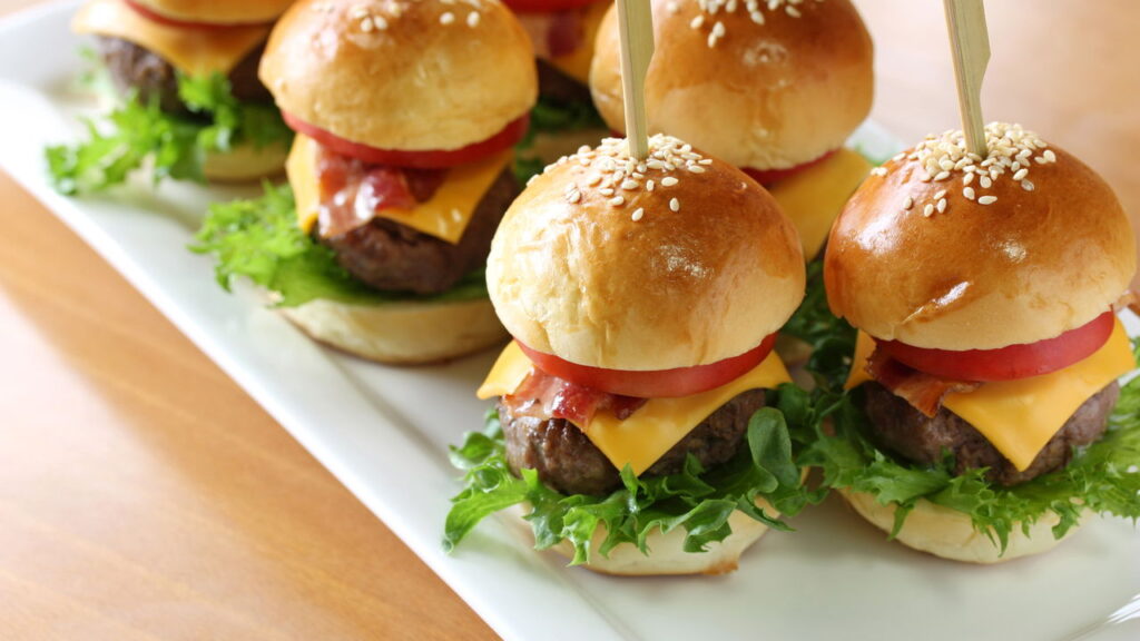 O melhor mini hambúrguer para fazer na air fryer em casa
