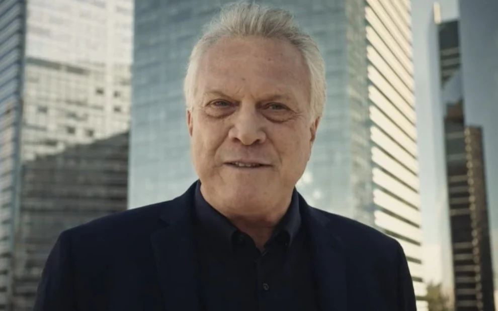 Pedro Bial e Maria Prata inspira com 10 anos de casamento e duas filhas