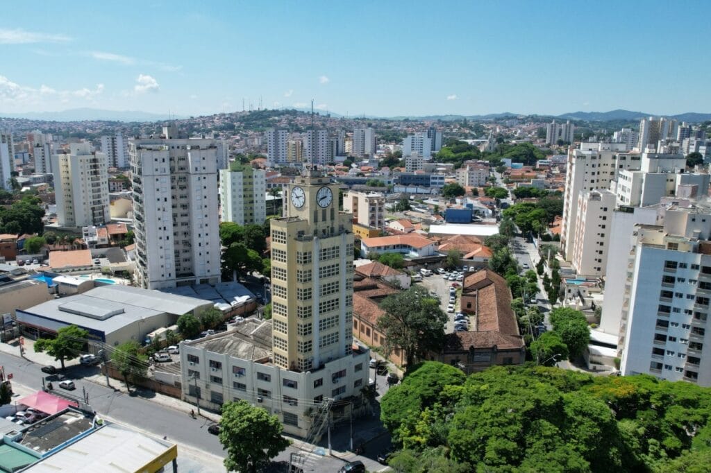 Essa cidade conquista espaço com infraestrutura e rica história cultural