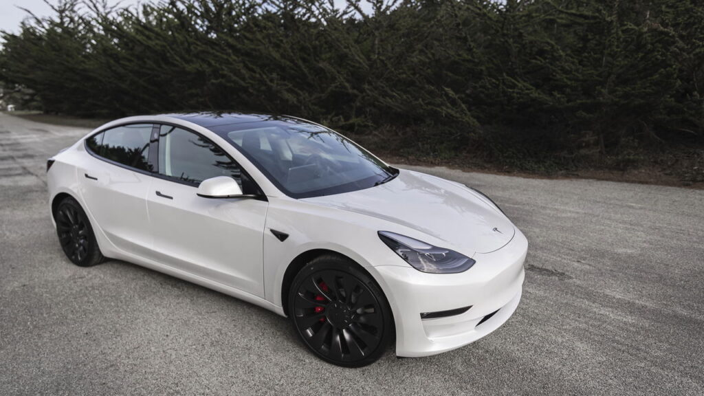 Carros com sensores inteligentes que reduzem consumo e emissões