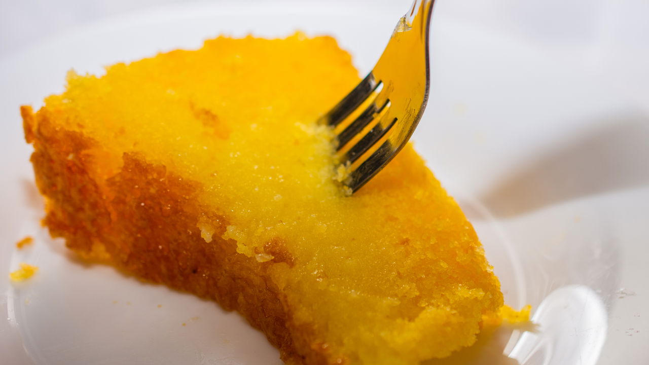 O segredo do bolo de milho cremoso perfeito, você nunca mais vai errar!