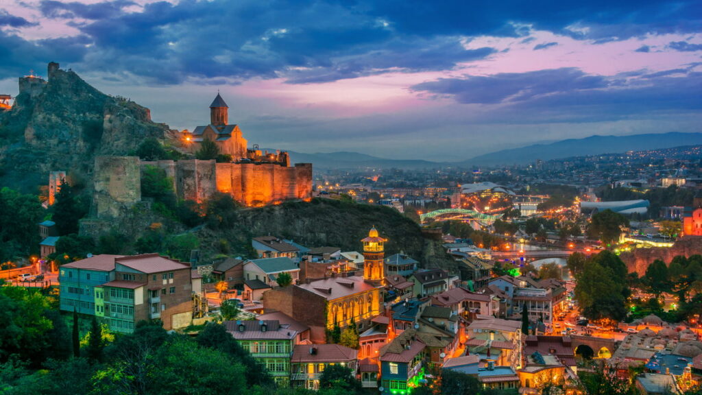 Essa cidade encanta com charme boêmio, sabores autênticos e cultura milenar