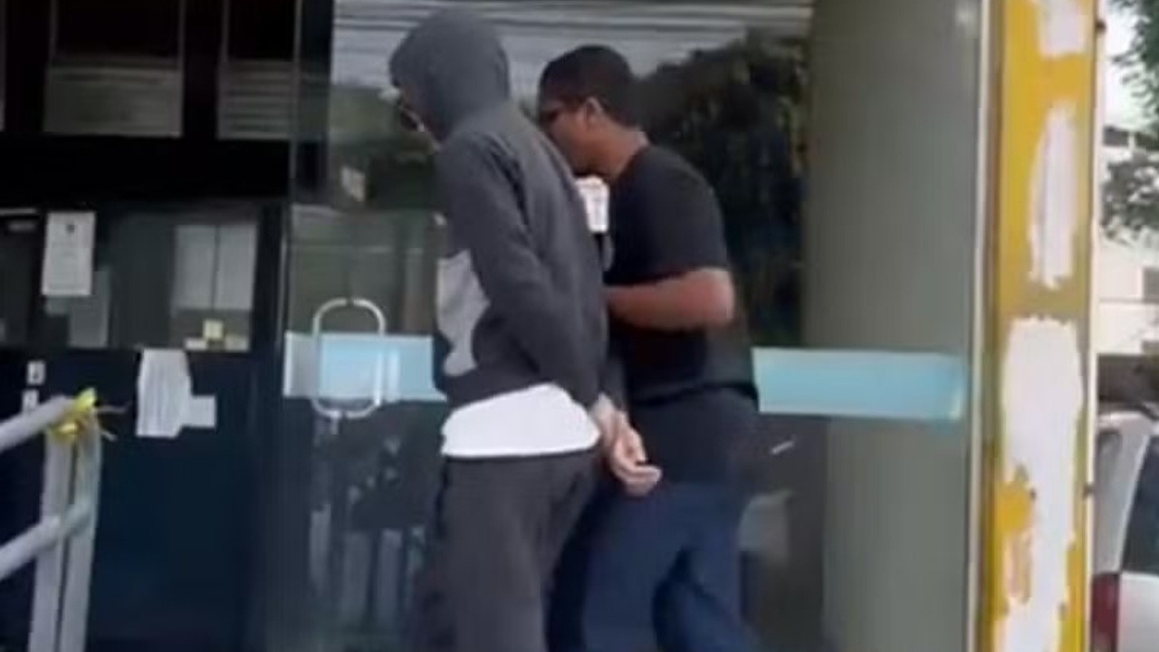 Adolescente de Itaperuna confessa crime brutal contra os pais