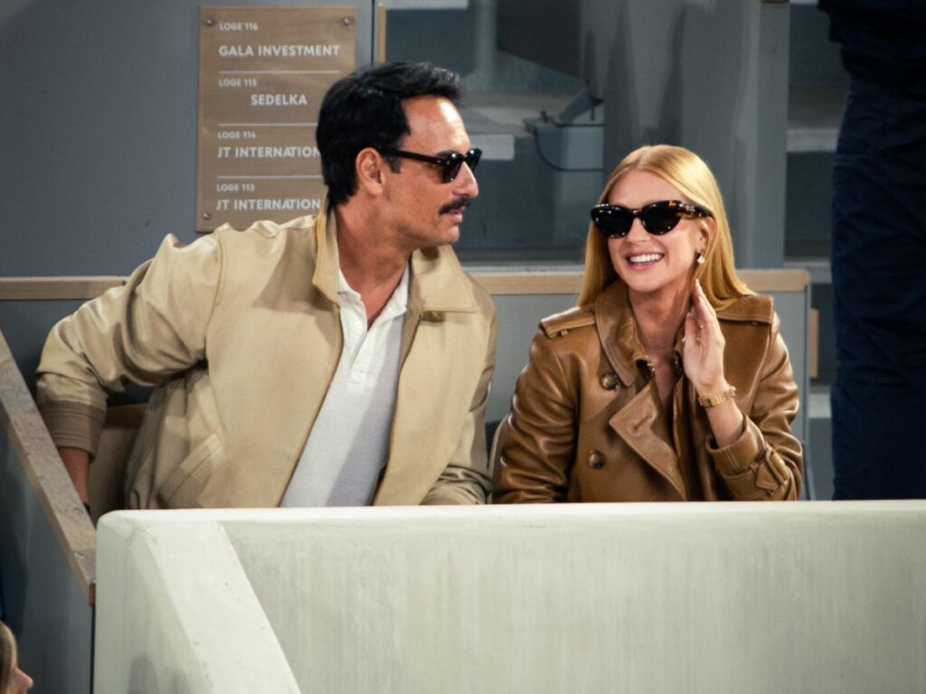 Rodrigo Santoro e Marina surgem juntos em evento de prestígio mundial