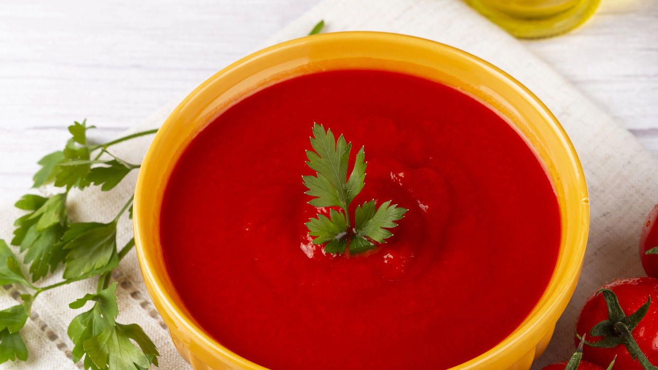 Cansado de conservantes? faça seu molho de tomate saudável e econômico em casa