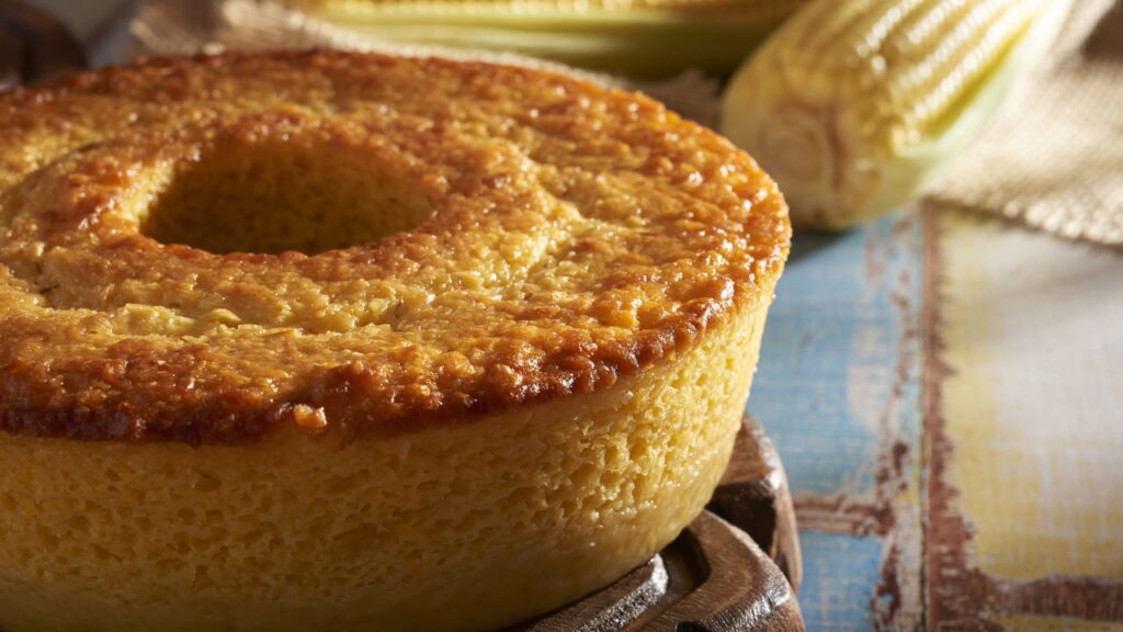 O bolo que leva cerveja e conquista até quem não bebe