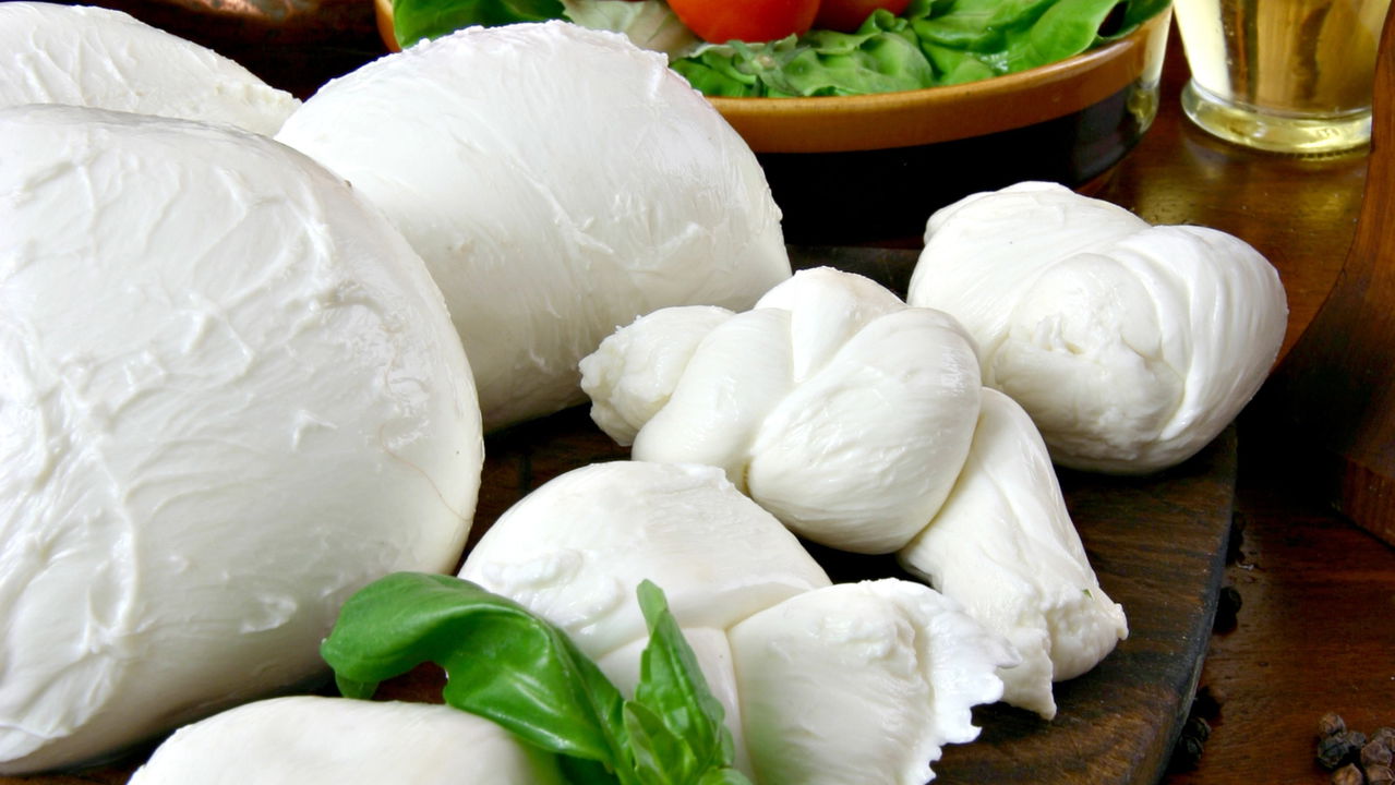 O segredo da muçarela que derrete na boca! Faça em casa e choque seus amigos!