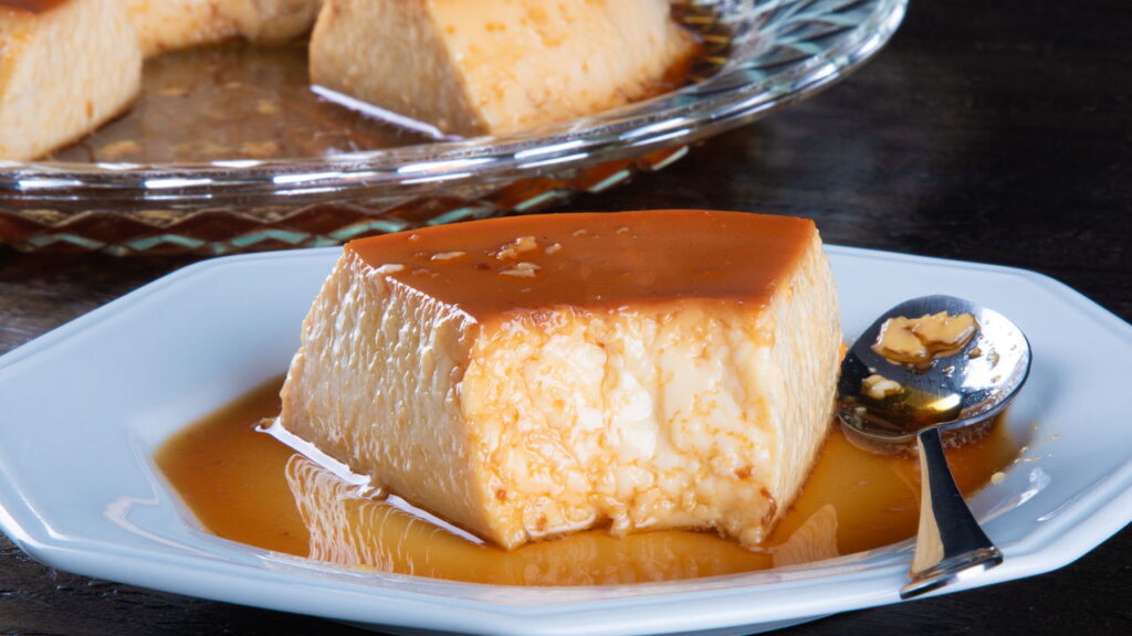 Receita de pudim sem assar e sem ovo é sucesso nas redes