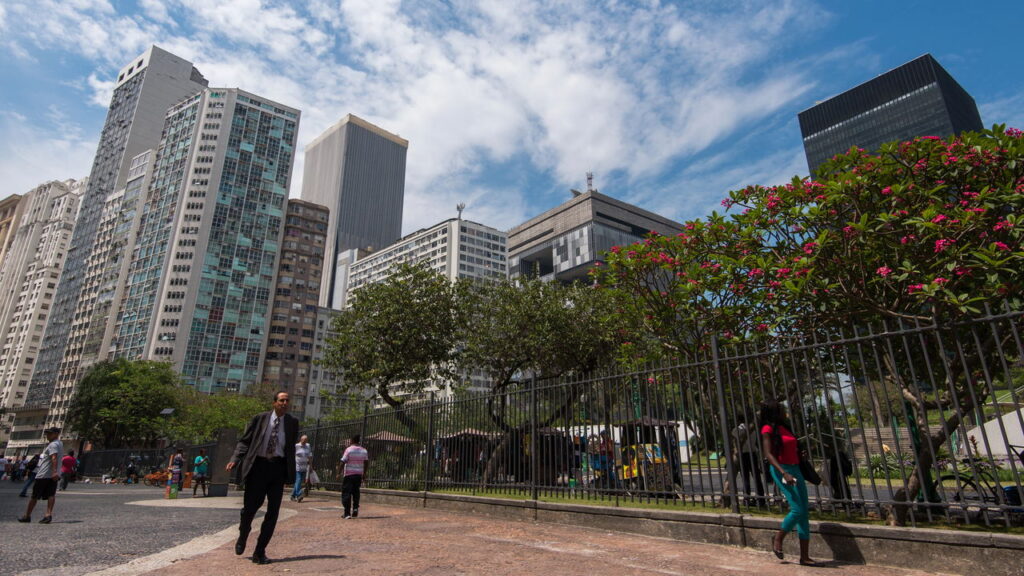 Previsão indica sol e pancadas de chuva no Rio de Janeiro
