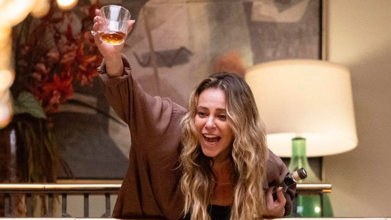 Com atuação impactante, Paolla Oliveira revive Heleninha em Vale Tudo