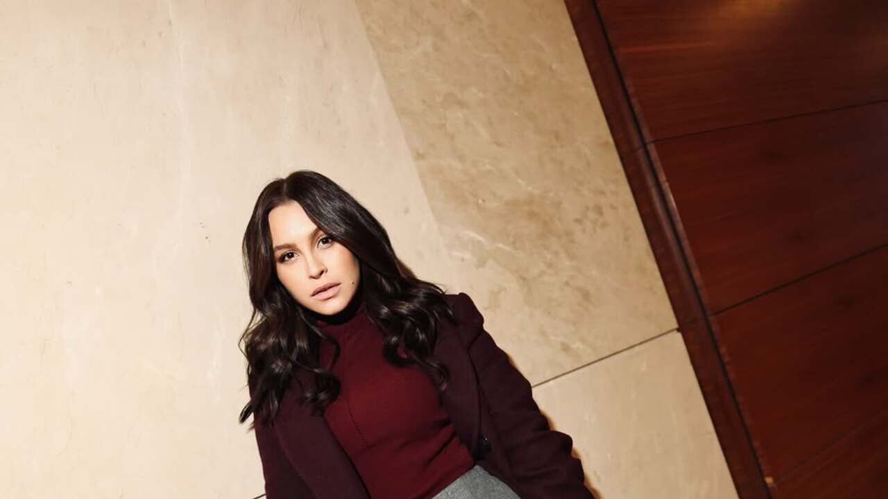 Fuja do óbvio! o vermelho e vinho que vão incendiar seu guarda-roupa!