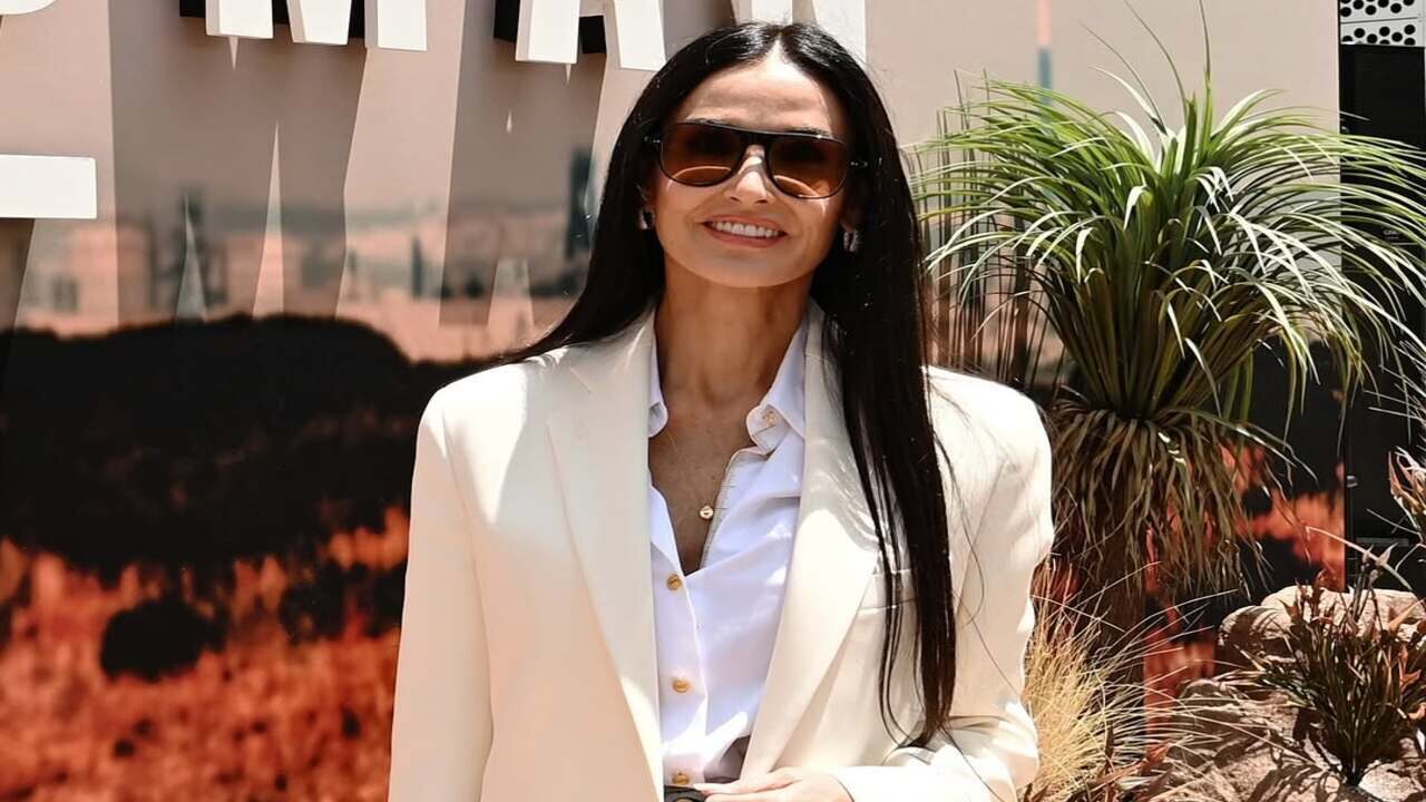 Saiba por que o jeans baggy virou febre novamente?