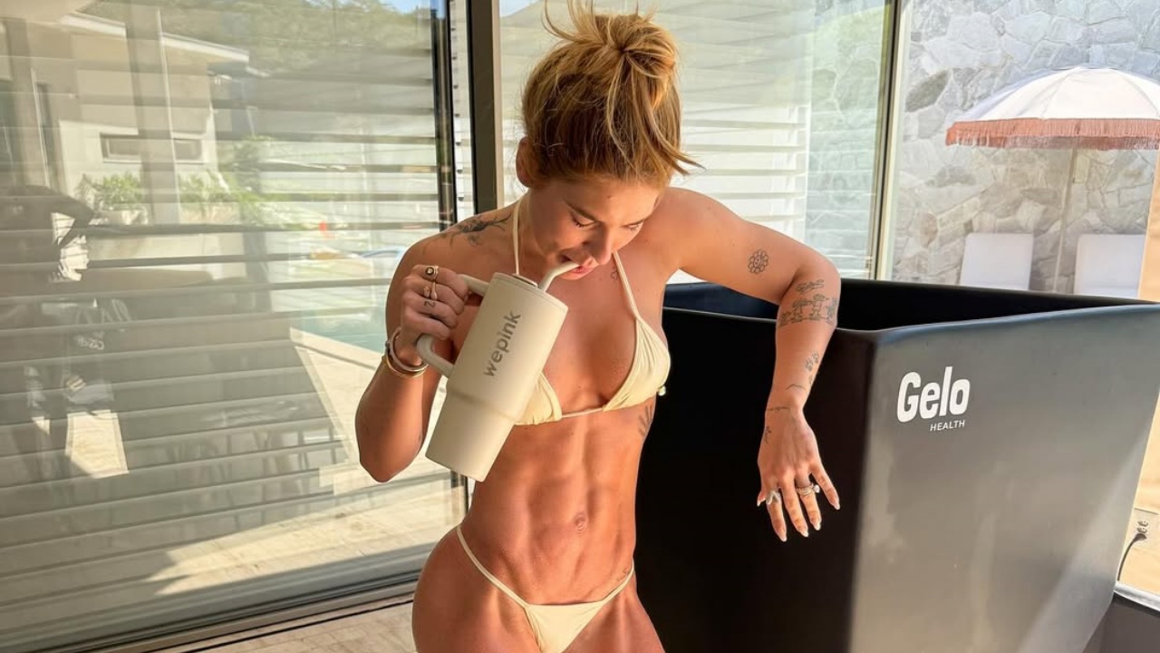 Virginia movimenta redes sociais e estreia como rainha de bateria da escola Grande Rio