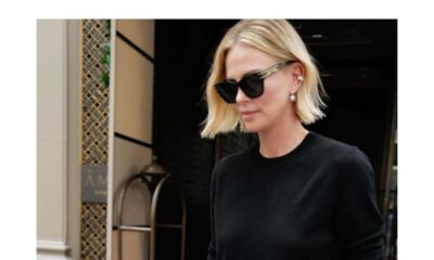 Você não vai acreditar no que Charlize Theron fez com suéter e botas em NY!