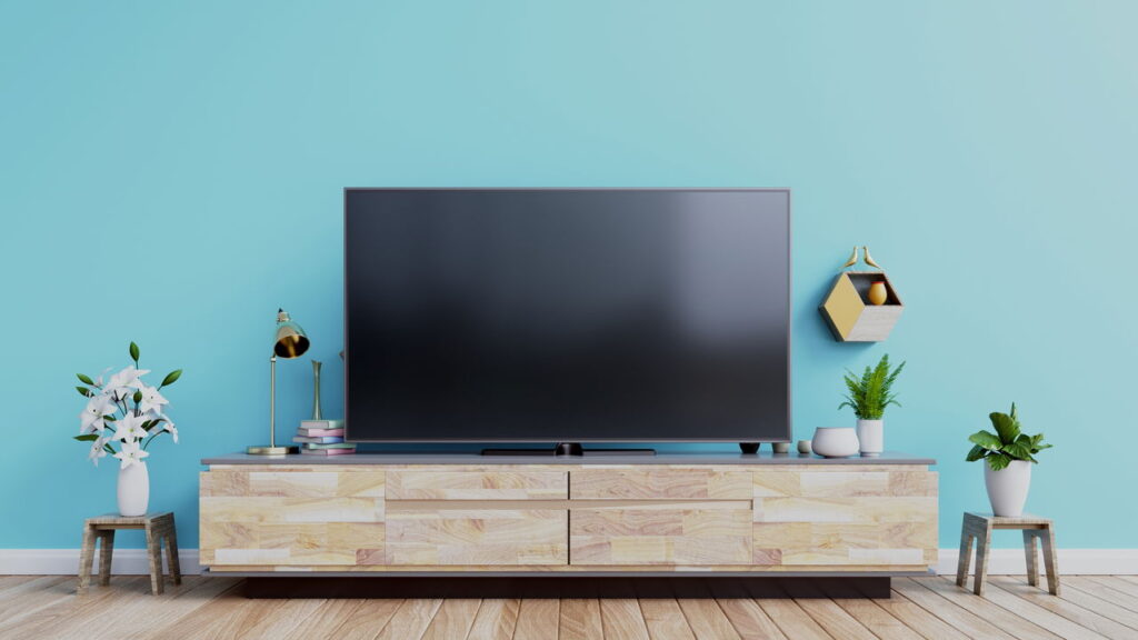 3 Smart TVs com imagem absurda por menos de R$ 2.500
