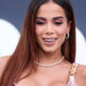 Anitta cancela shows após infecção e desmente boatos sobre cirurgia estética