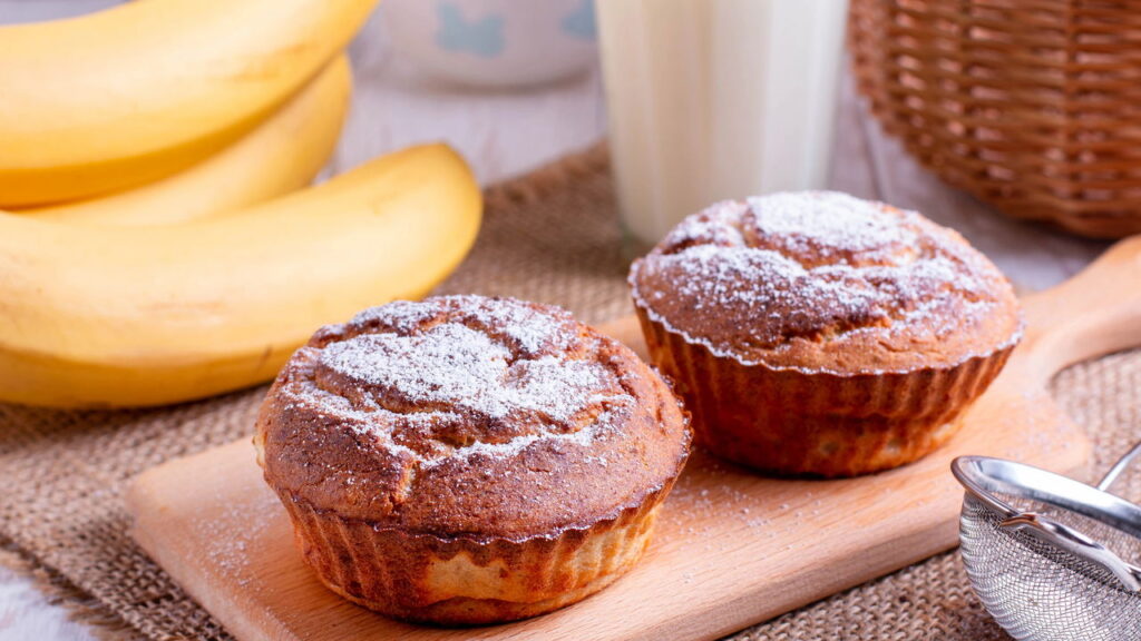 Essa receita de bolo não leva farinha nem açúcar