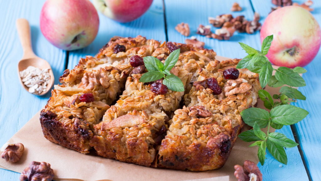 Essa receita de bolo não leva farinha nem açúcar