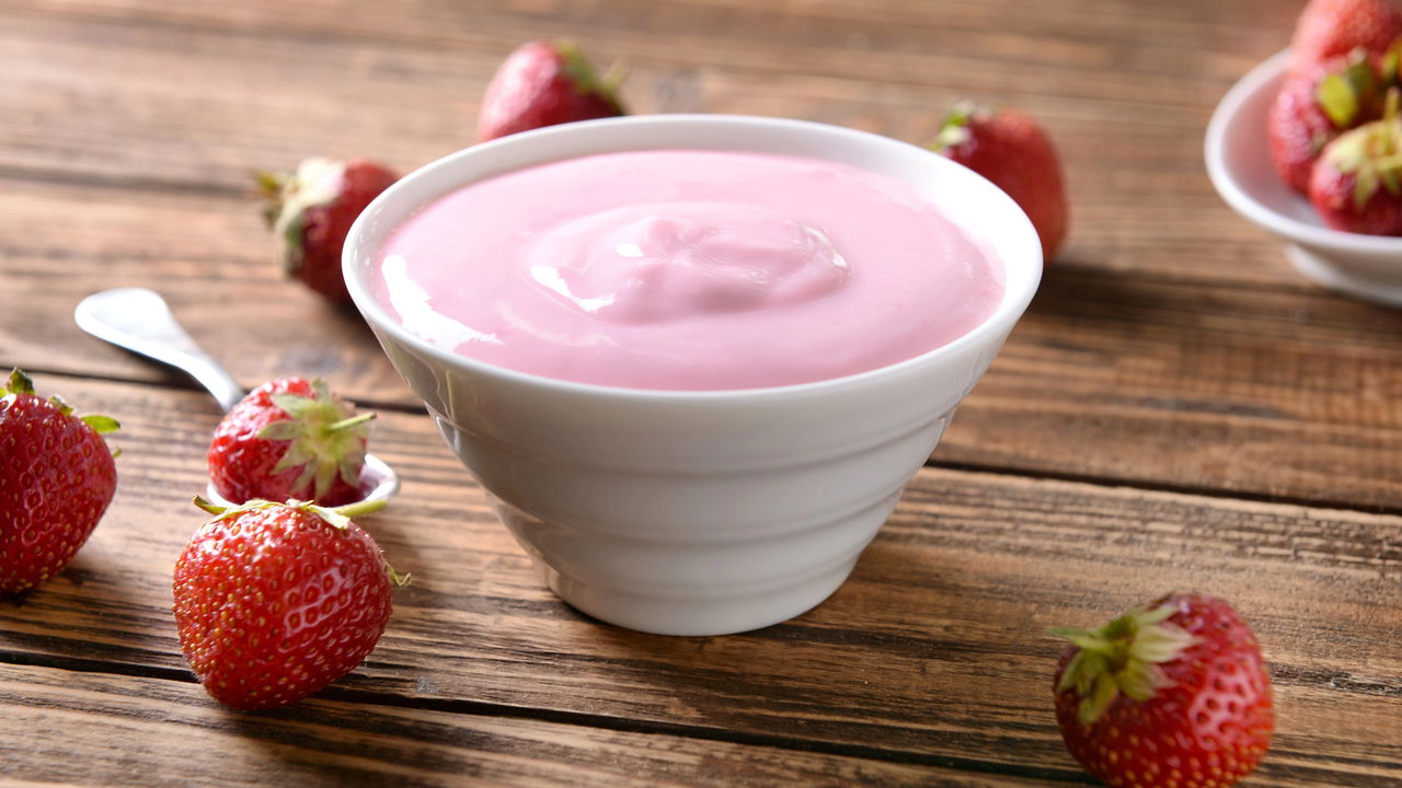 Aprenda a fazer danoninho sem açúcar e com só 2 ingredientes