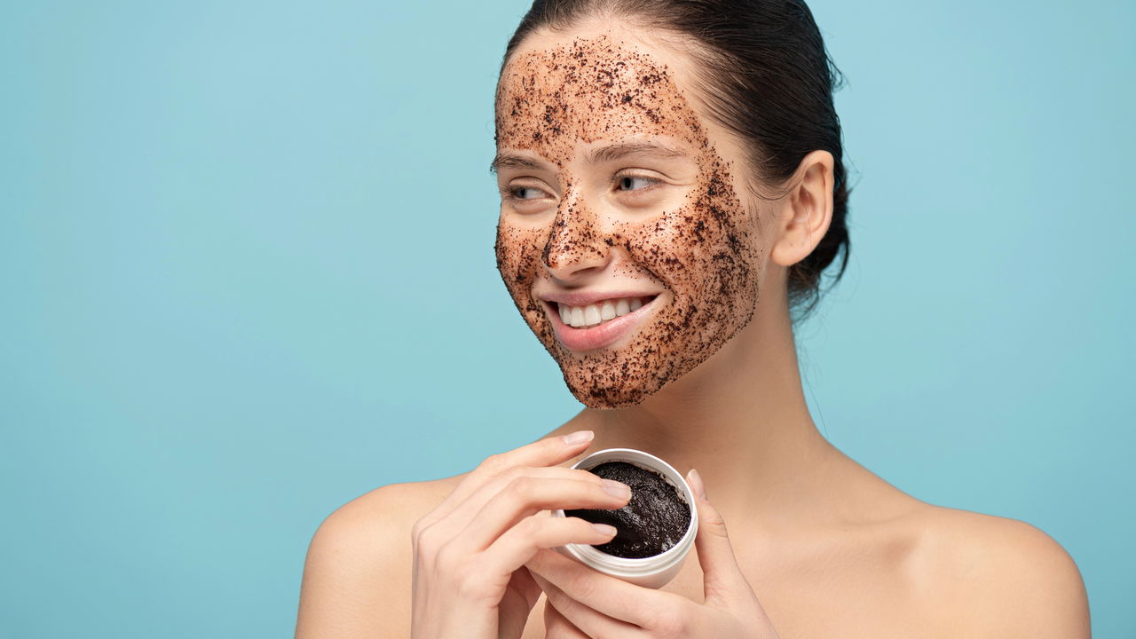 Esfoliação que transforma sua pele em poucos dias
