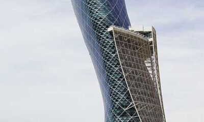 Entre mesquitas e museus, Abu Dhabi se destaca com sua arquitetura e contrastes