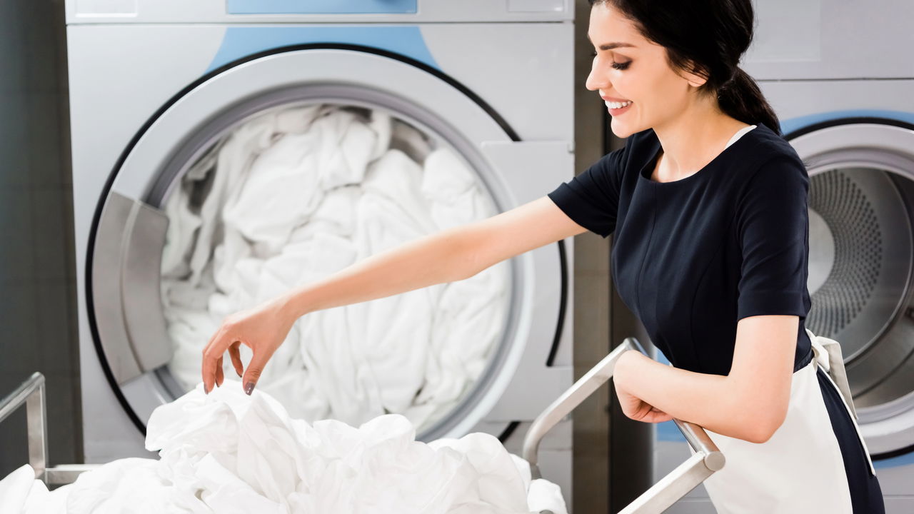 O erro comum ao lavar lençóis que reduz a vida útil das peças