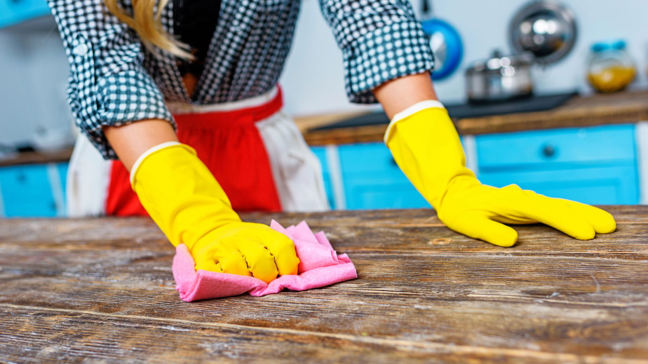 Erro comum na limpeza doméstica deixa sua casa mais bagunçada