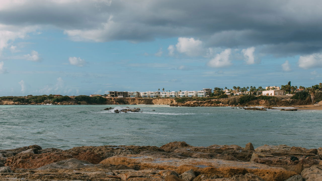 Morar perto do mar tem riscos que poucos conhecem