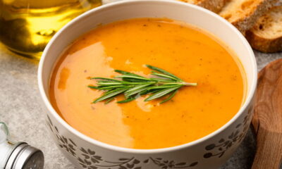 Essa sopa de abóbora turca virou febre nas redes sociais