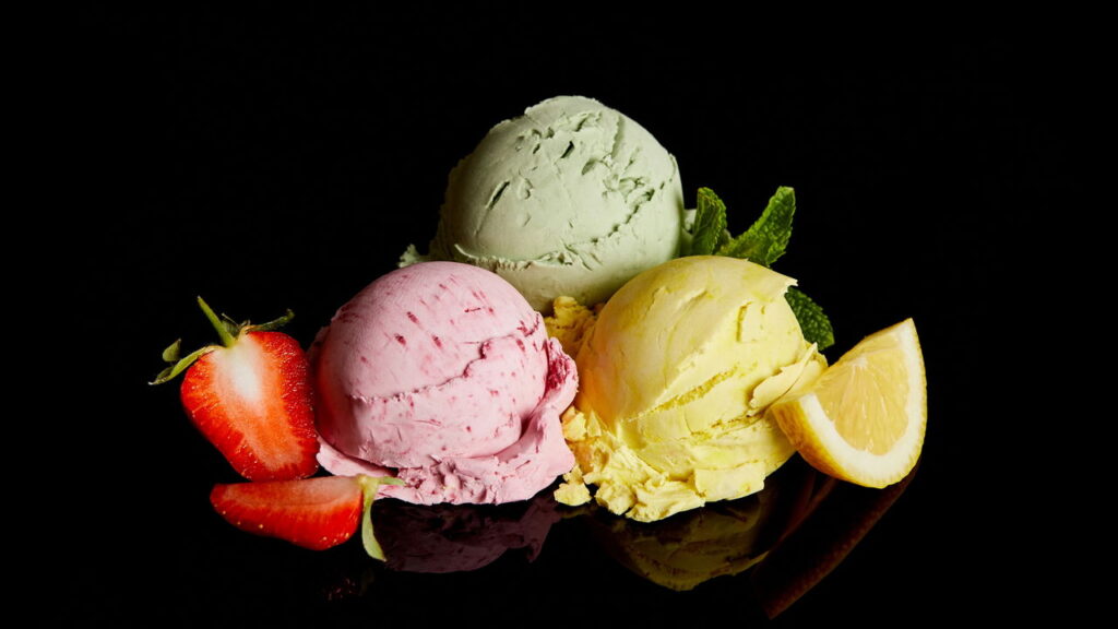 Sorvete caseiro fácil, sem ovo e que rende muito
