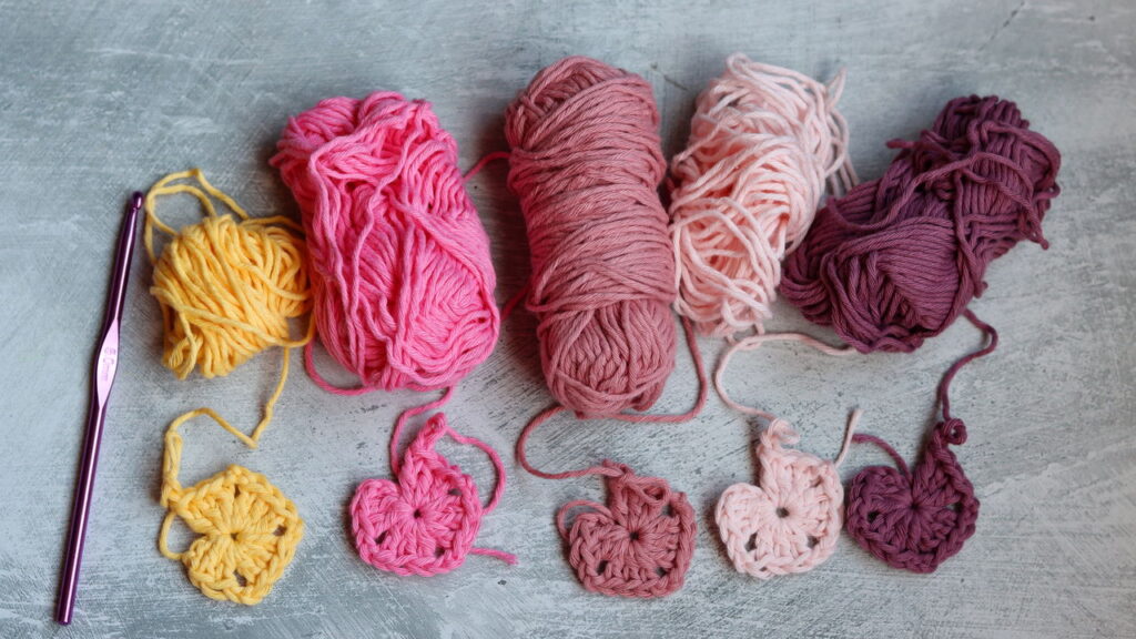 Costurar e tricotar está conquistando quem sofre com ansiedade