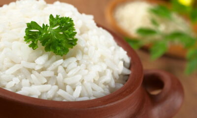 Esse truque simples deixa seu arroz soltinho como de restaurante