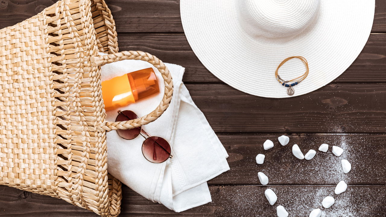 Bolsa de palha volta com força e promete dominar o verão