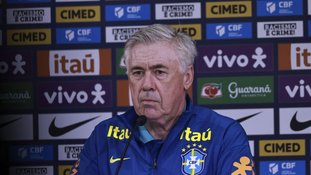 Justiça espanhola condena Carlo Ancelotti à prisão por fraude