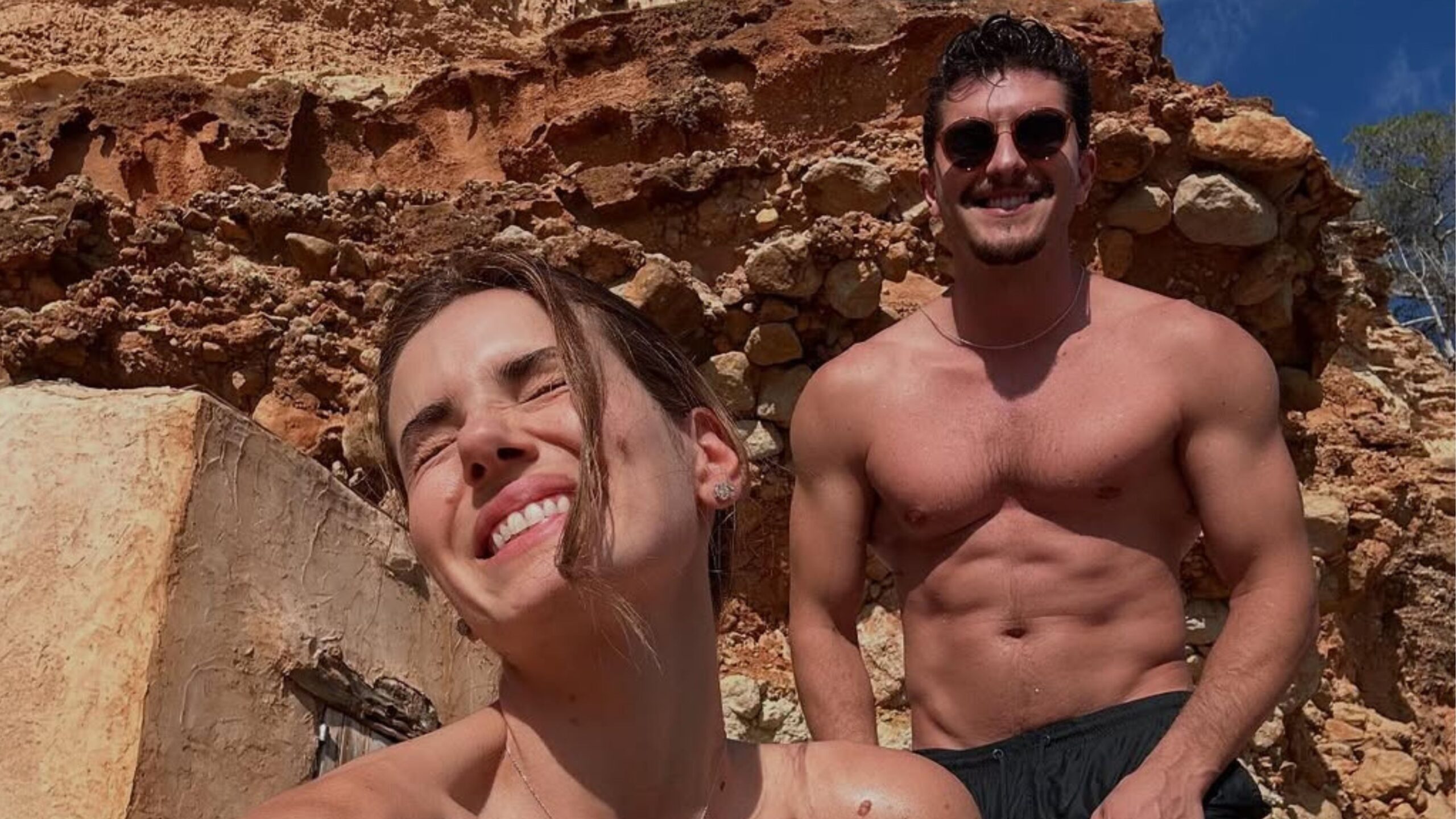 Camila Queiroz anuncia gravidez com Klebber Toledo - Reprodução Instagram