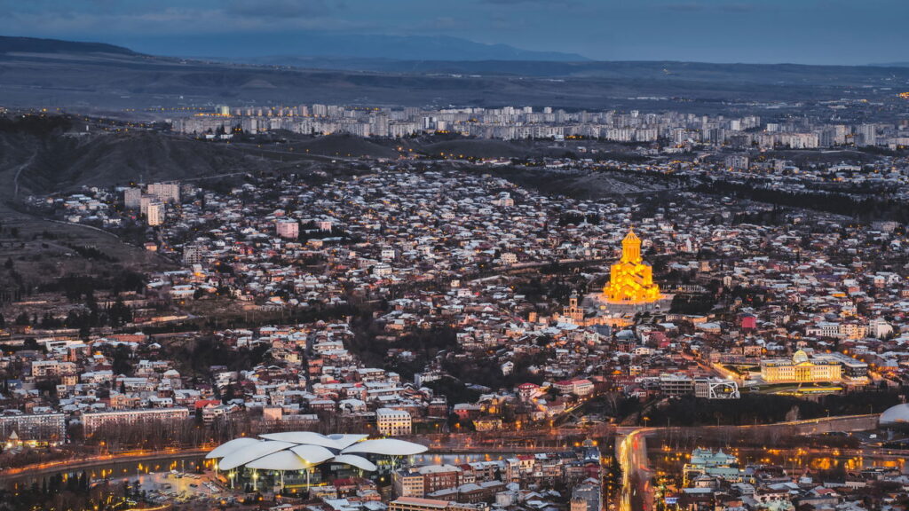 País abre portas para brasileiros com 10 anos de imposto zero
