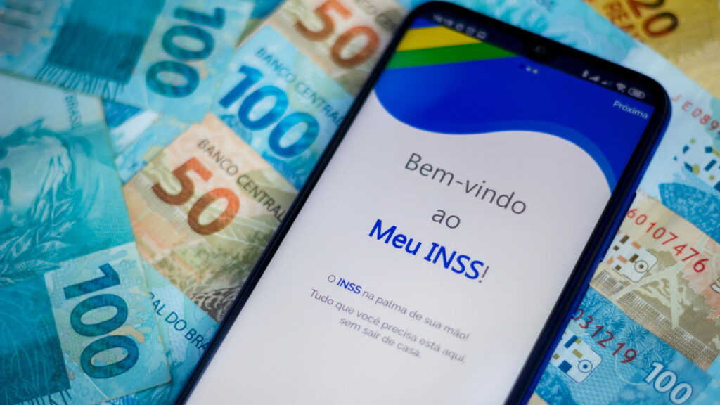 O passo a passo que garante seu benefício por dor nas costas no INSS