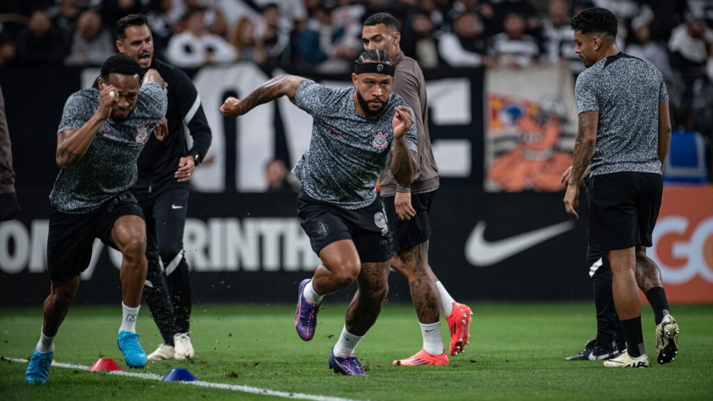 Corte de gastos no Corinthians pode acelerar saída de Memphis
