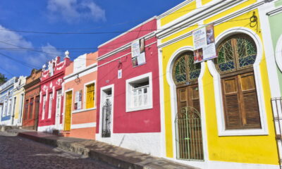 Cidade nordestina encanta com história viva e o carnaval mais colorido do Brasil