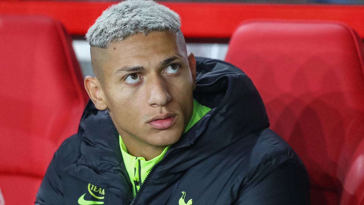 Quatro gigantes brasileiros correm atrás de Richarlison