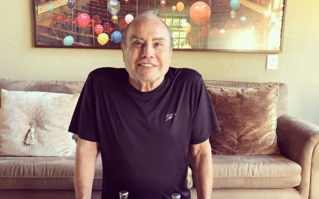 Stênio Garcia surpreende aos 93 com harmonização peniana