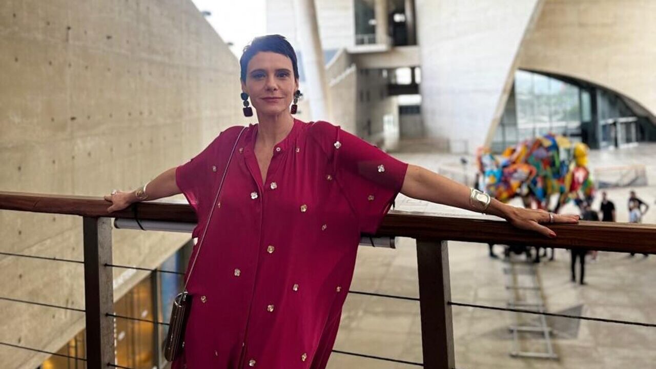 Celina de “vale tudo”! O guarda-roupa da personagem que virou mania nas redes!