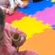 Fofura musical! Mavie, filha de Neymar, encanta em aula de música!