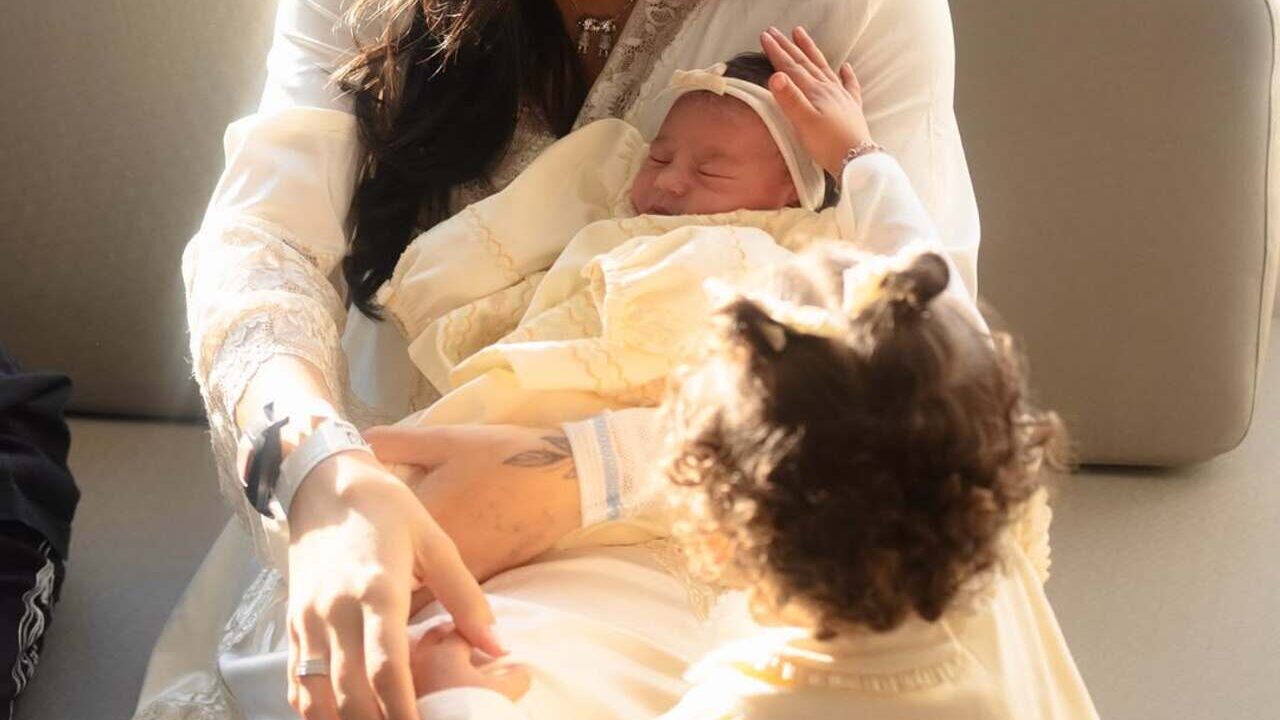 O primeiro encontro de Mavie e Mel que encheu a web de ternura