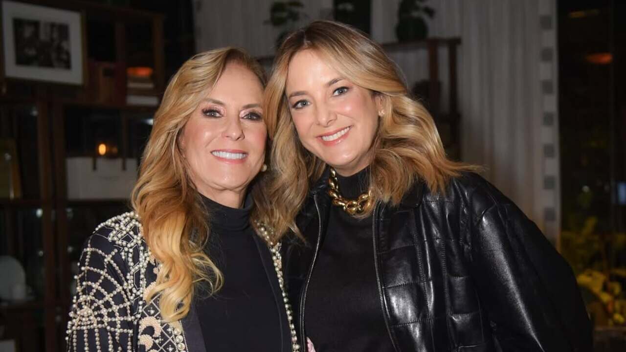 Helô Pinheiro comemora 82 anos com look clássico e glamour