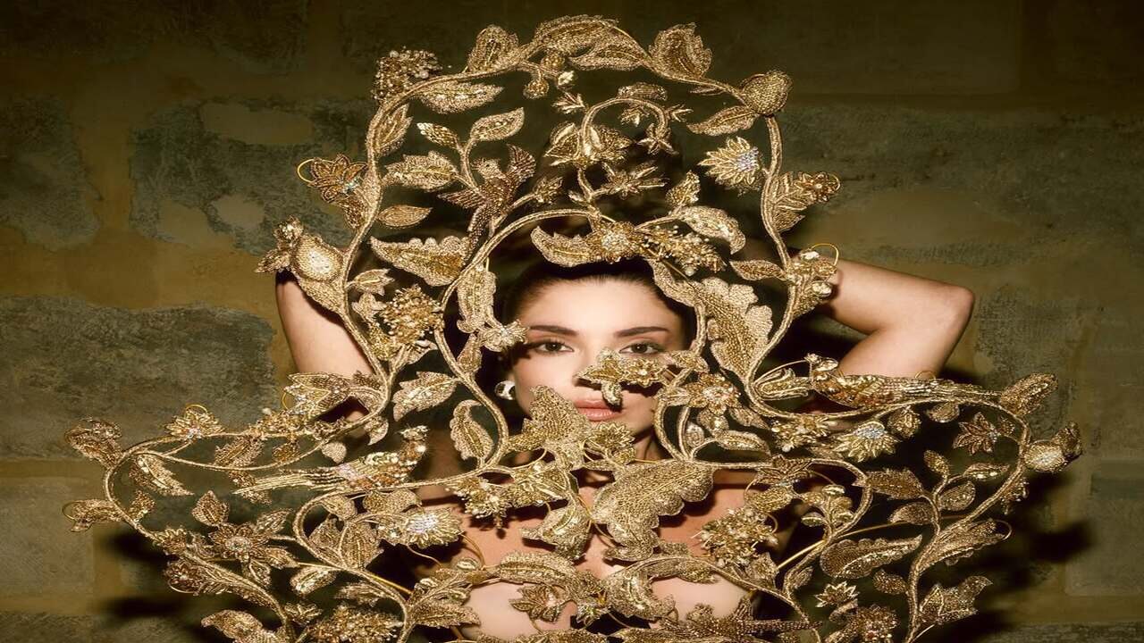 Gkay na alta-costura! A árvore da vida que virou moda e encantou Paris!