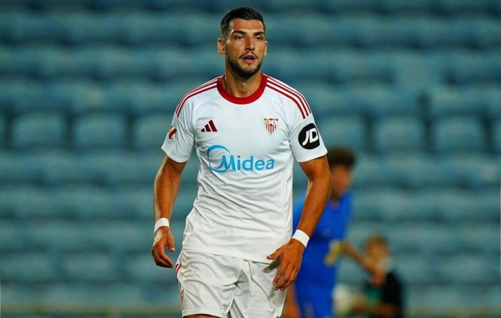 Botafogo tenta contratação de atacante do futebol europeu