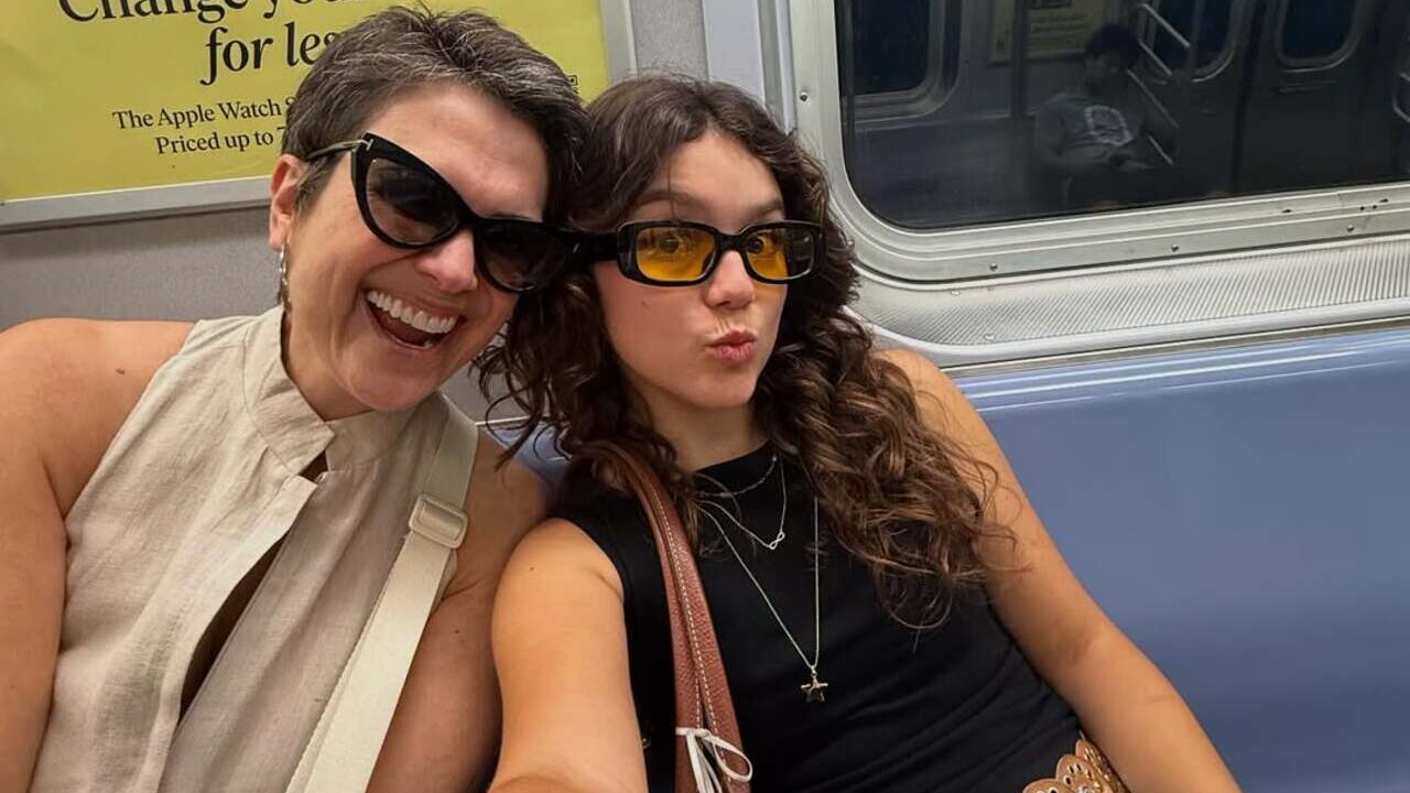 Sandra Annenberg vibra com o namoro da filha Elisa e atriz americana